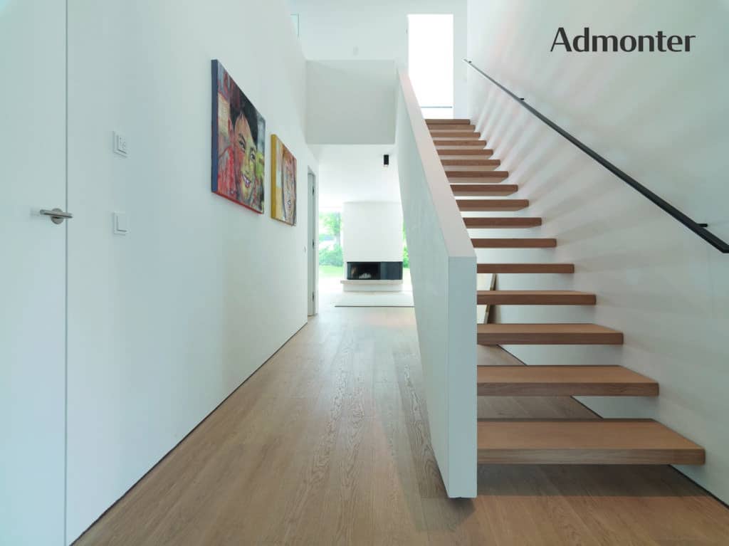 Admonter SCALE in rovere bianco noblesse casa dell'architetto Monaco di Baviera Germania © Admonter