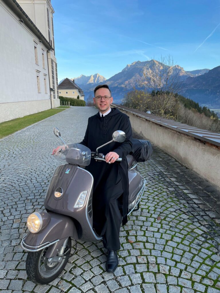 Stift Admont Pater Prior Vesper Roller Segnung ()